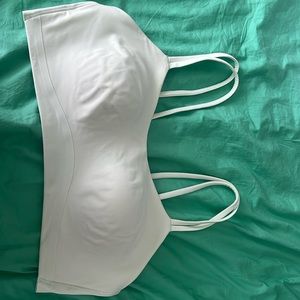 Lululemon bra size 12, light green, never worn